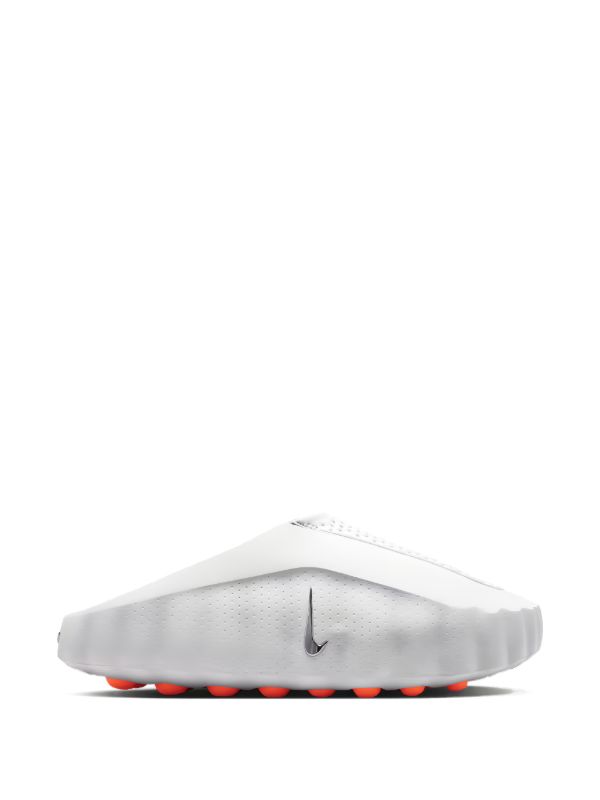 Nike Mind 001